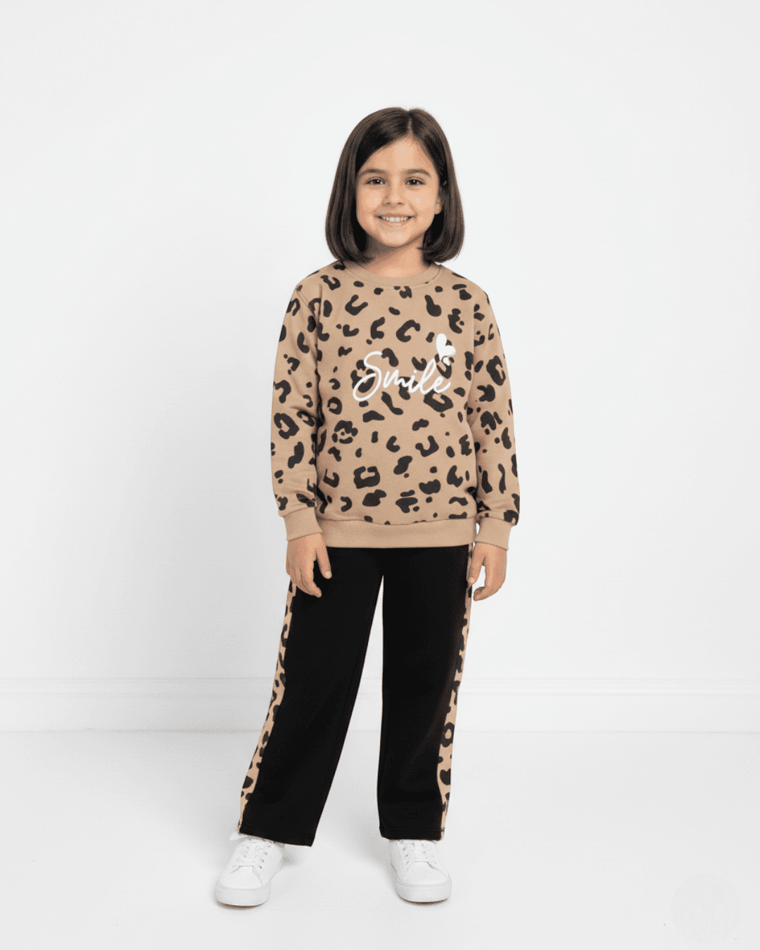 Kız Çocuk Smile Baskılı Sweatshirt, Geniş Paça Eşofman Altlı , 2 İplik 3-10 Yaş Kız Eşofman Takımı R2123 - KAHVE