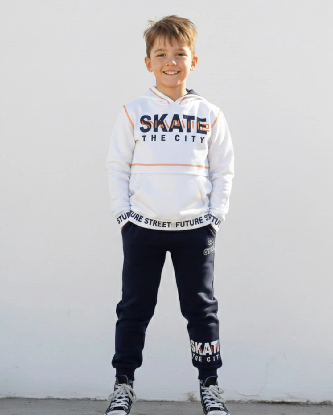 Erkek Çocuk Mevsimlik 2 İplik Kapüşonlı 9-10-11-12-13 Yaş Alt Üst Eşofman Takımı R2409 - BEYAZ