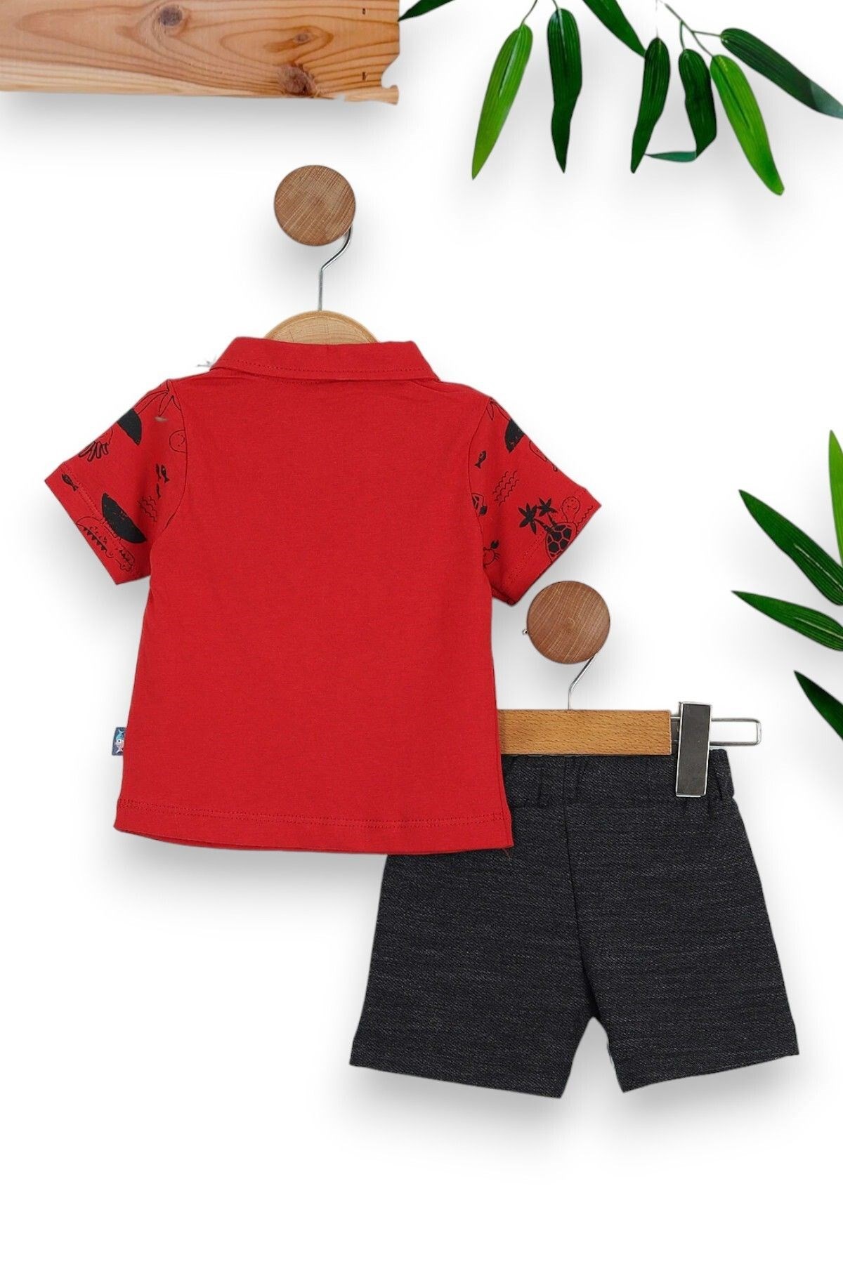 ERKEK BEBEK YAZLIK POLO YAKALI YENGEÇ NAKIŞLI DOKUMA ŞORTLU 6-24 BEBEK TAKIMI R902