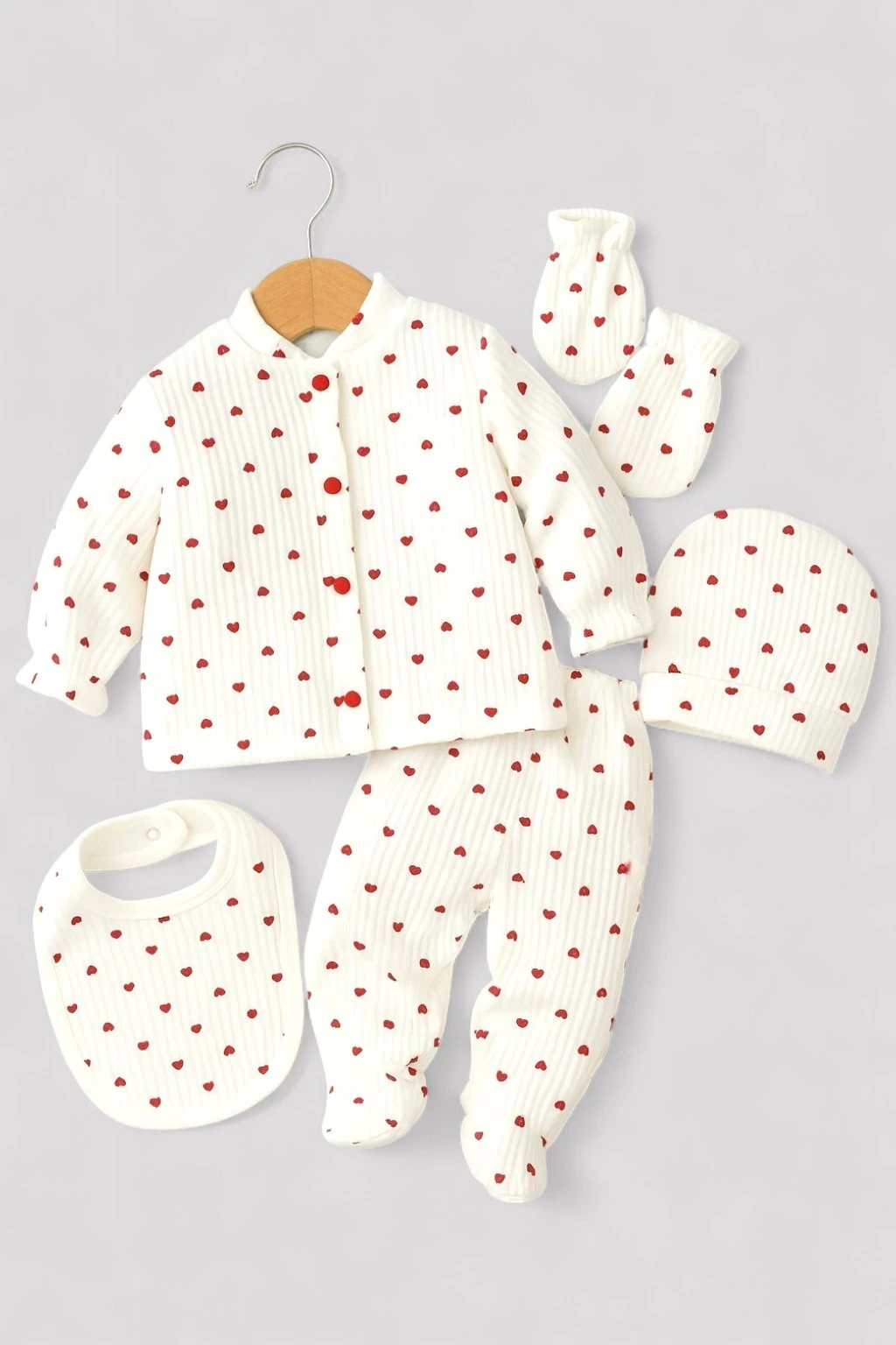 Kız Bebek Kalp Baskılı 5 Parça Fitilli Hastane Çıkışı Zıbın Seti R1966