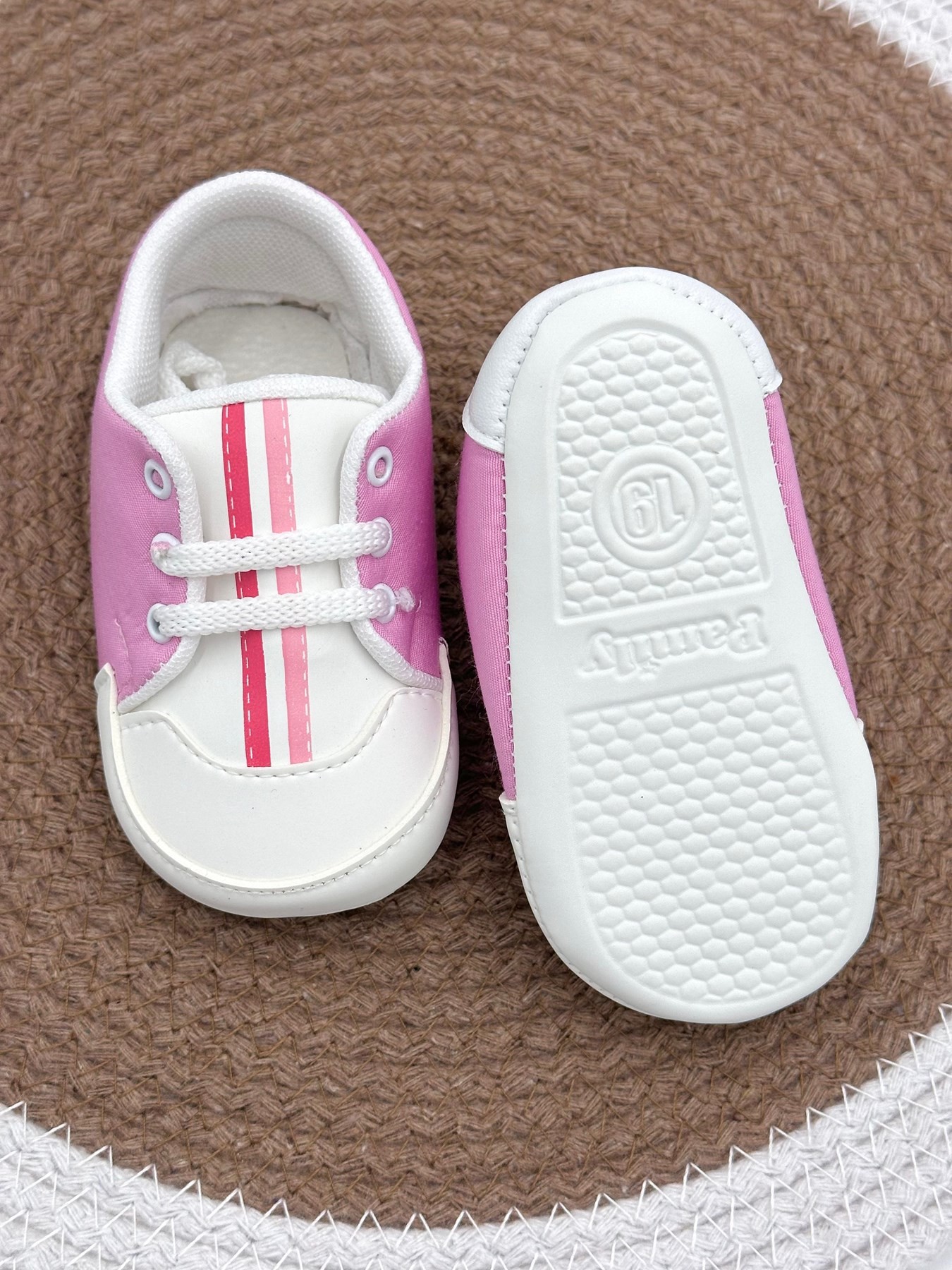 KIZ BEBEK ŞİRİN ÇİZGİLİ BASKILI BEBEK PANDUF, EV AYAKKABISI 18-19 NUMARA  R1295