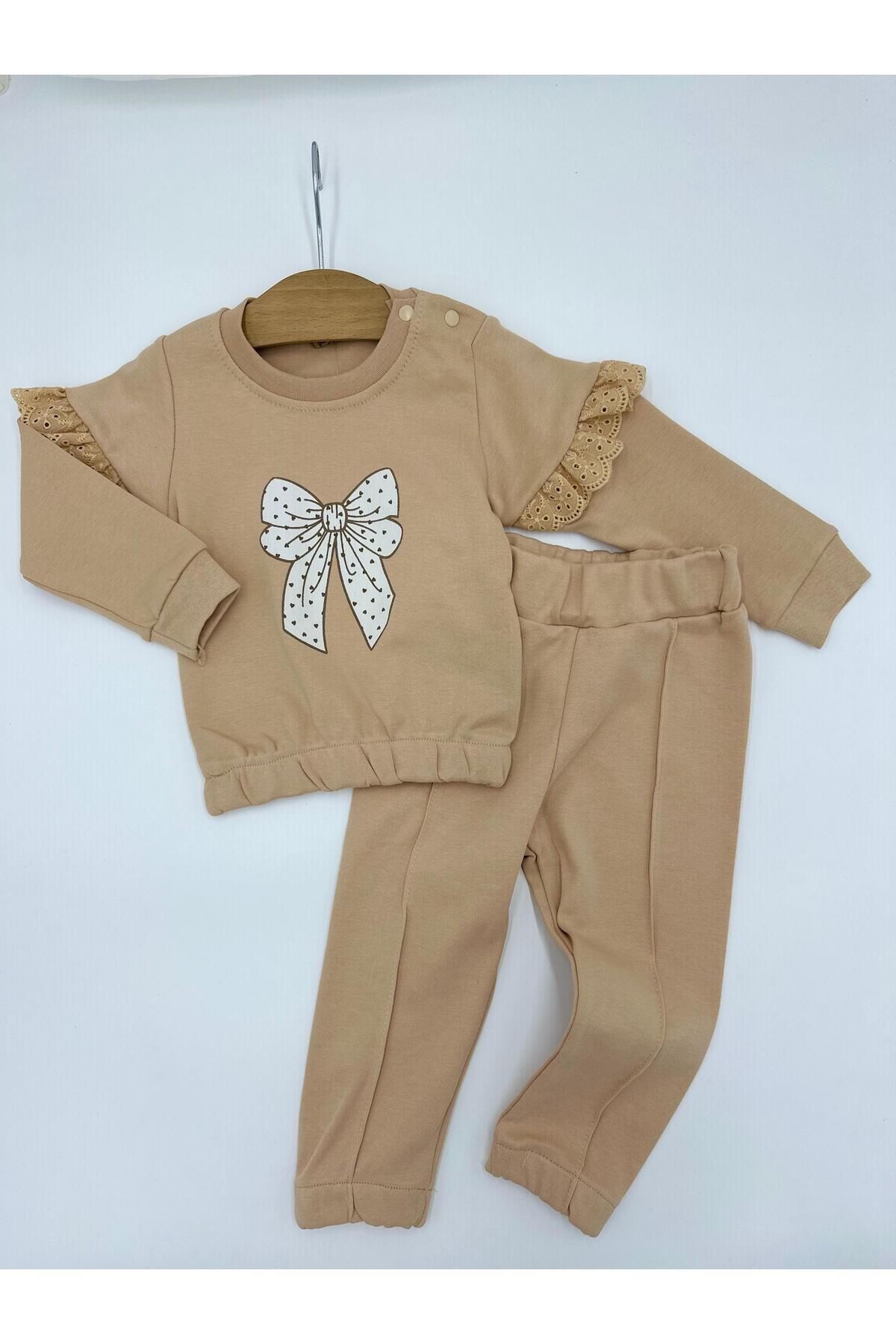 KIZ BEBEK TAKIMI FİYONK BASKILI, ÇİMALI, MEVSİMLİK, UZUN KOLLU, BİSİKLET YAKALI 6-2 AY ALT ÜST TAKIM R959 - KREM