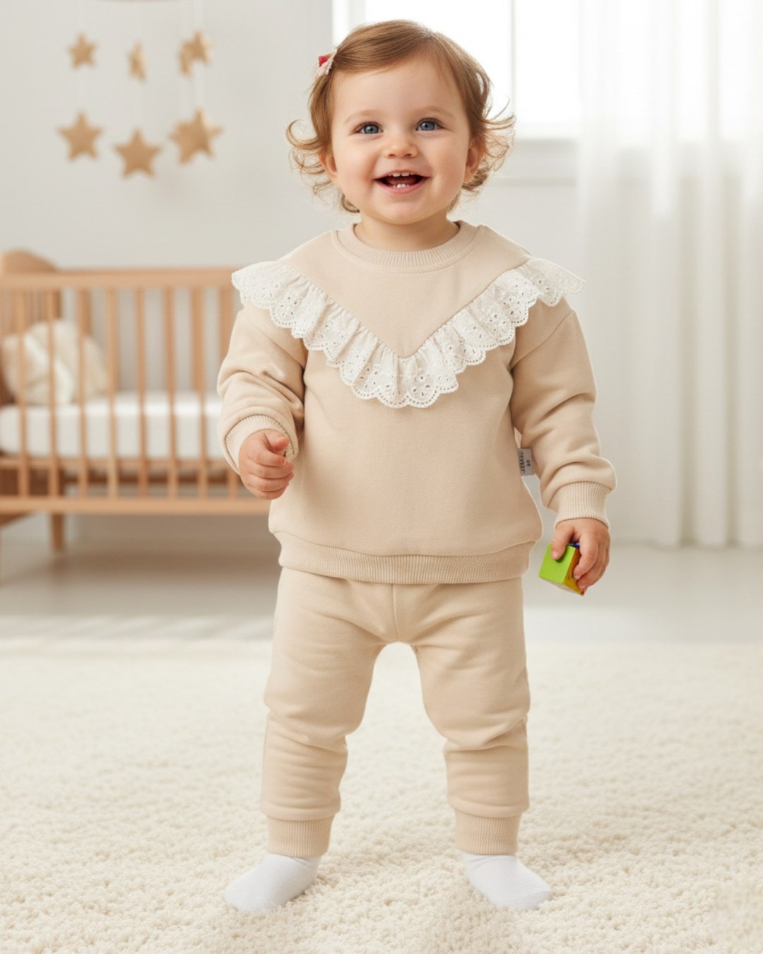 3-18 Ay Dantelli Kız Bebek Takımı | Pamuklu Sweatshirt ve Alt l Şık Kız Bebek Takımı l Mevsimlik R2235 - KREM