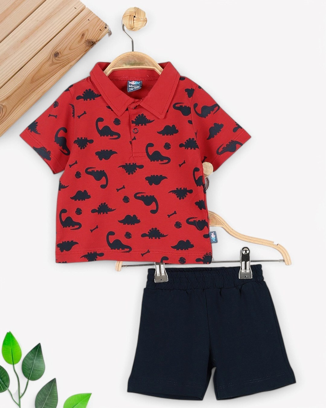 ERKEK BEBEK YAZLIK DİNAZOR BASKILI POLO YAKALI 6-9-12-18-24 AY BEBEK TAKIMI R1700 - KIRMIZI