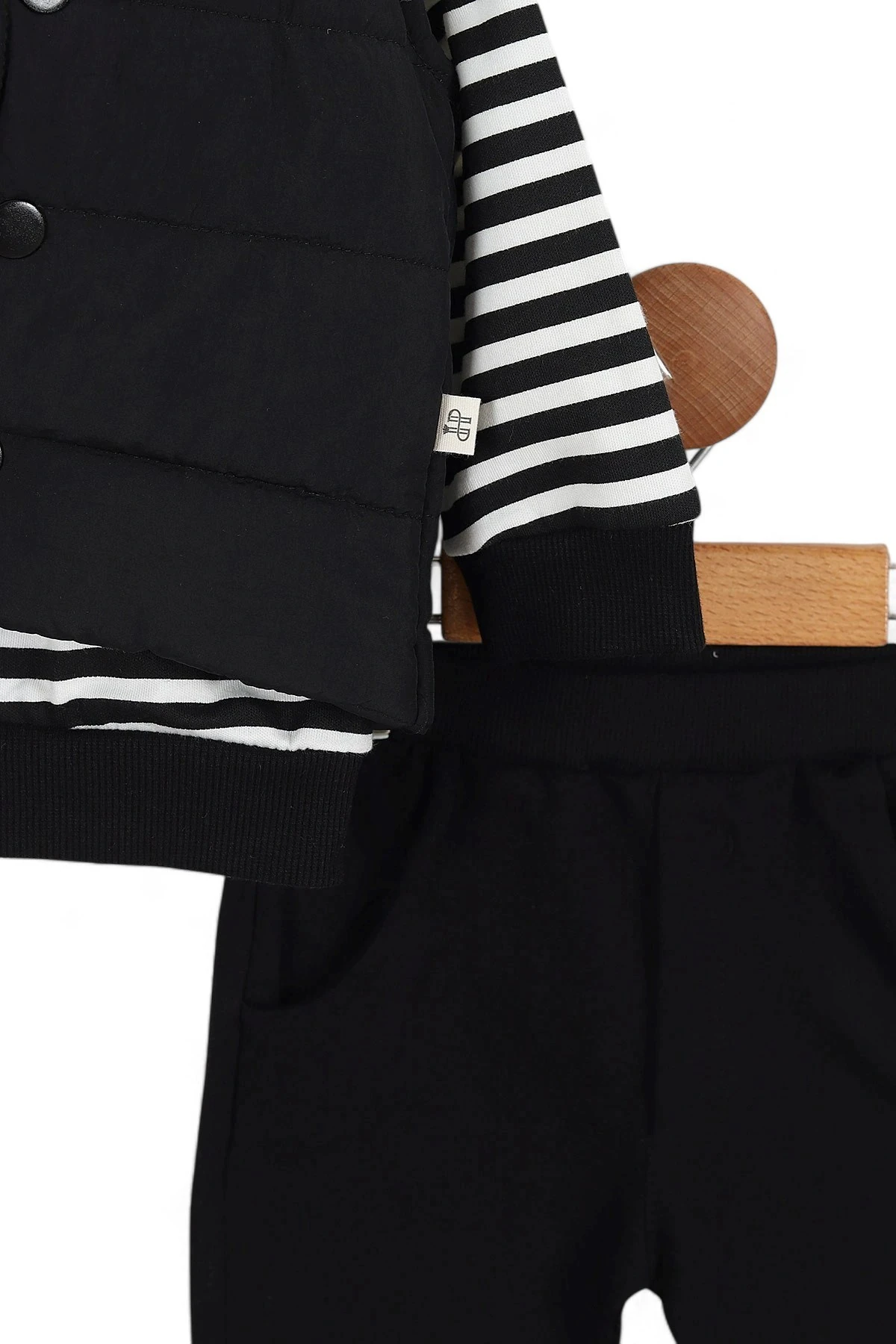 Erkek Çocuk Siyah Çizgili Mevsimlik 3 Parça Şişme Yelekli Alt Üst Cool Bebek Takımı R1441