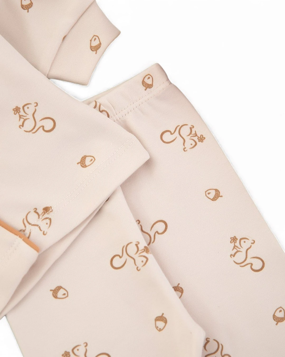 Erkek Bebek Sincap Baskılı Kruvaze Yakalı %100 Pamuklu Lüx Gecelik Alt Üst 2'li Takım R2379