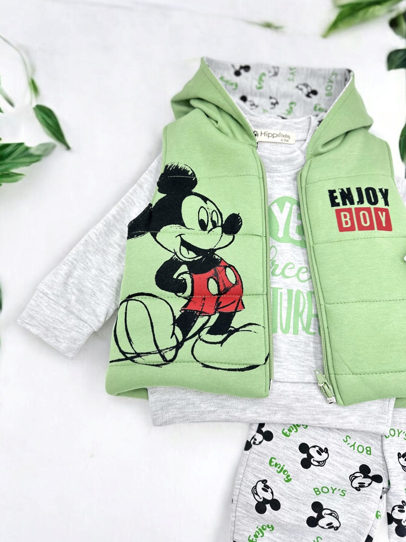 ERKEK BEBEK MİCKEY MOUSE BASKILI ELYAF DOLGULU ŞİŞME YELEKLİ 6-9-12-18 AY BEBEK TAKIMI R1197