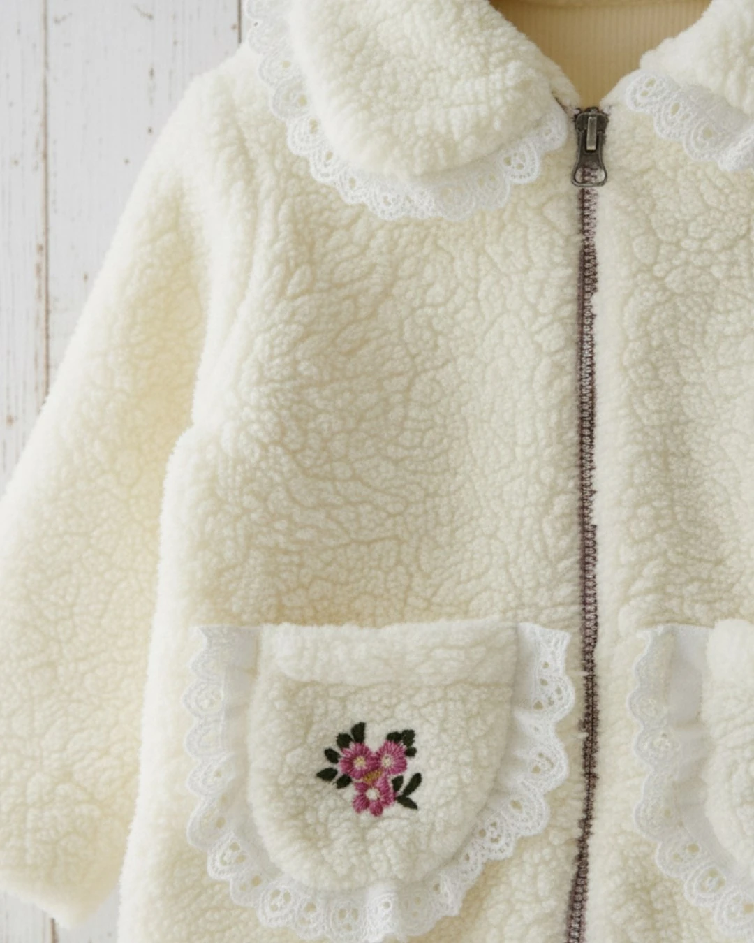 Kız Bebek 1-2-3 Yaş, Çiçek Nakışlı, Fisto Detaylı Kuzu Hırka, Ceket, Polar Hırka Ceket R2358