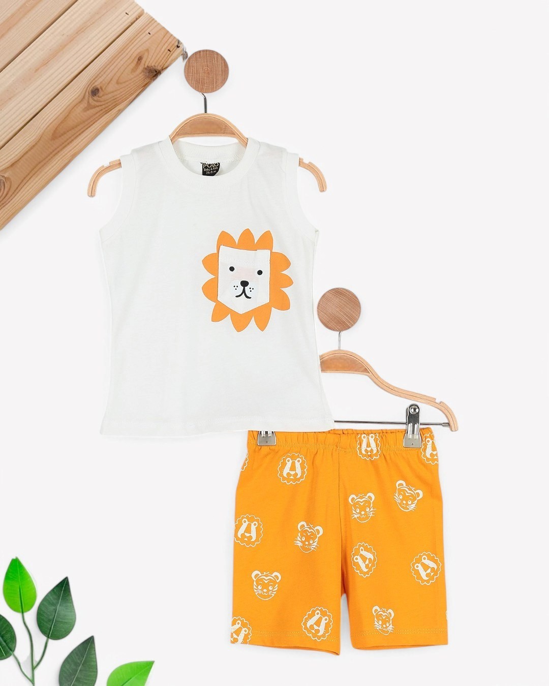 ERKEK BEBEK YAZLIK ASLAN BASKILI 6-9-12-18-24 AY SIFIR KOLLU ŞORTLU BEBEK TAKIMI R1776 - BEYAZ