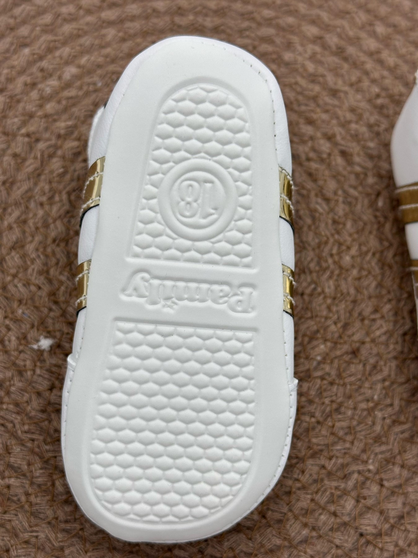 BEBEK ŞİRİN CONVERSE BEBEK PANDUF, EV AYAKKABISI 18-19 NUMARA  PF1