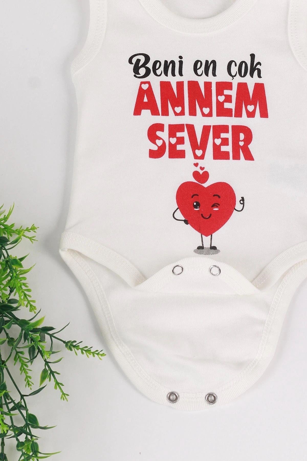 YENİ DOĞAN YAZILI ZIBIN "BENİ EN ÇOK .... SEVER" BASKILI 0-12 AY %100 PAMUK R1014