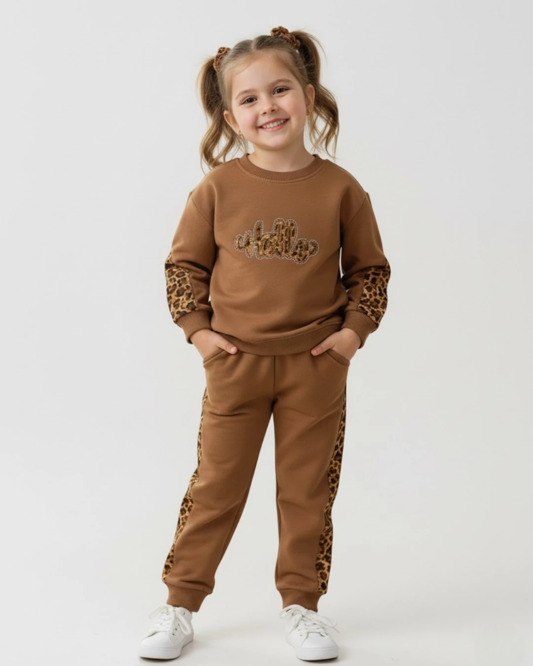 Kız Çocuk Boydan  Leopar Ve Dantel Detaylı 2 İplik Mevsimlik Compact Geniş Paçalı Şık Eşofman Takımı  R2192 - KAHVERENGİ