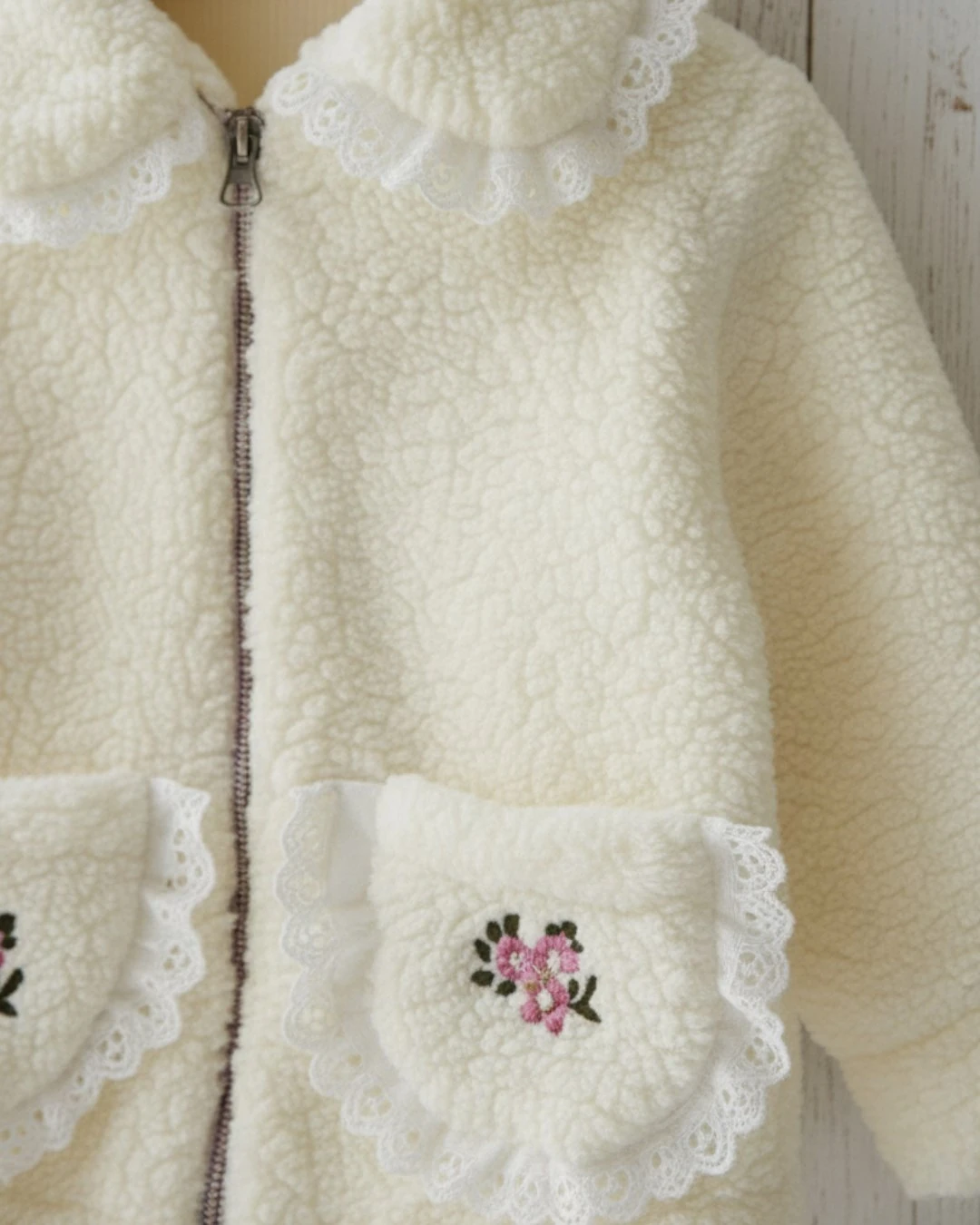 Kız Bebek 1-2-3 Yaş, Çiçek Nakışlı, Fisto Detaylı Kuzu Hırka, Ceket, Polar Hırka Ceket R2358