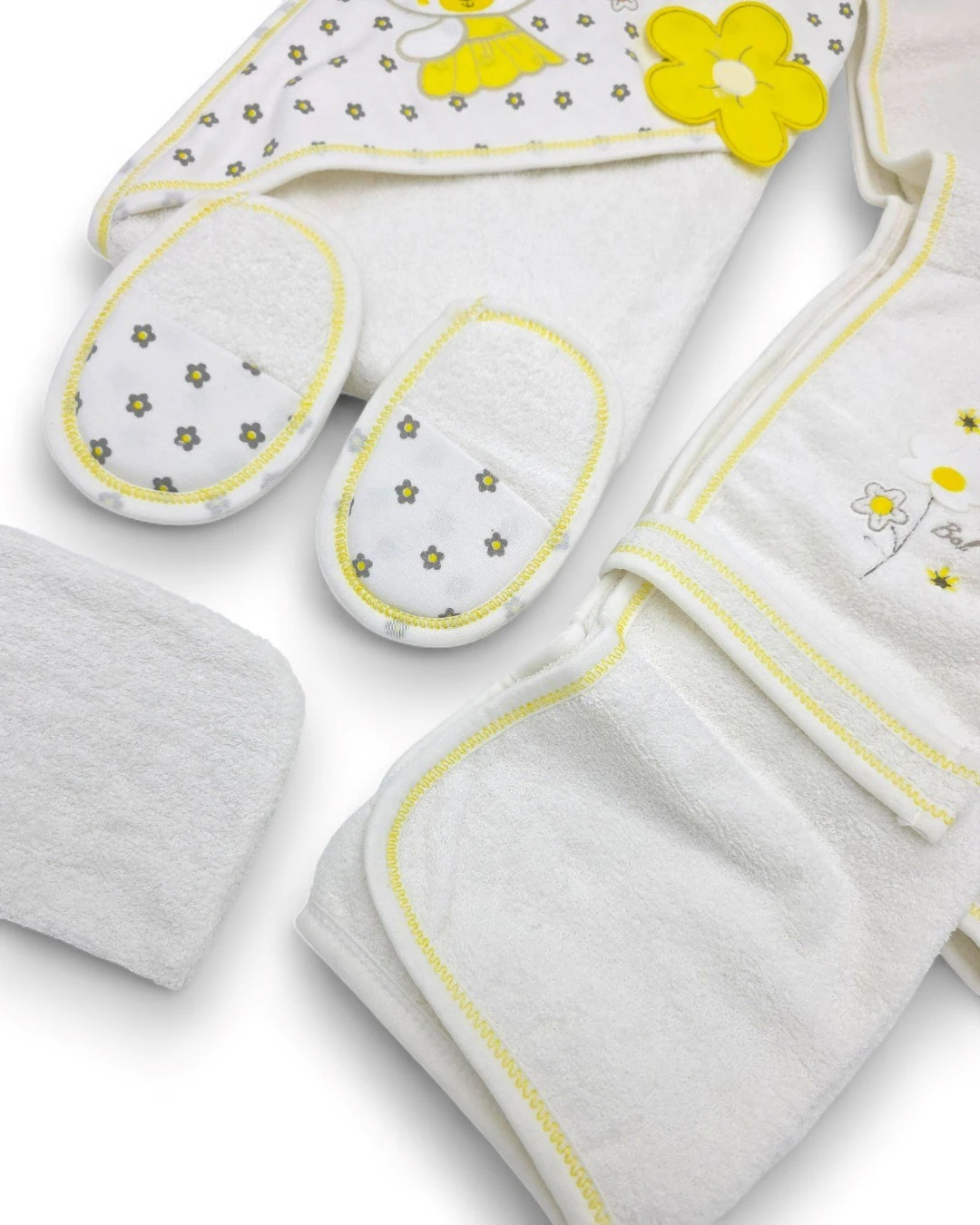 Kız Bebek Papatya Detaylı Lüks Bornoz Takımı Havlu Seti Pamuk Kumaş  BN3