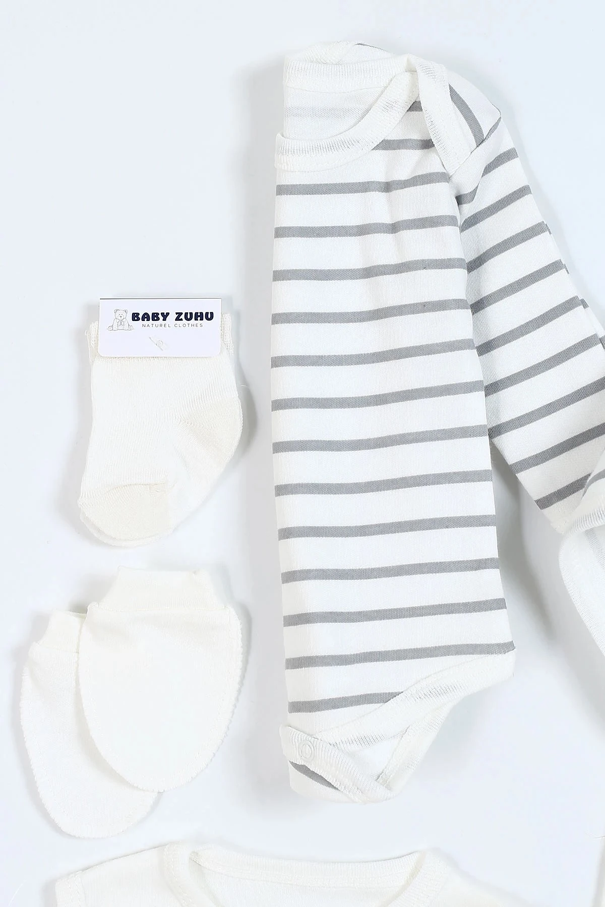 Kız Bebek Ayı Nakışlı 11 Parça Hastane Çıkışı Zıbın Seti R921