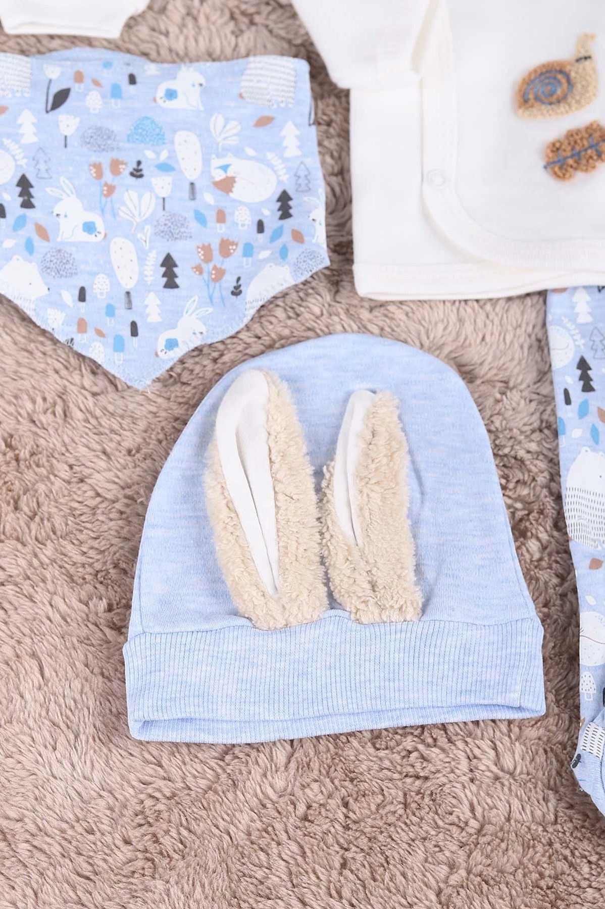 ORGANİK ERKEK KOALA NAKIŞLI  BEBEK MEVSİMLİK 5 PARÇA HASTANE ÇIKIŞI ZIBIN SETİ 0-3 AY KULAKLI BEBEK TAKIMI R1513