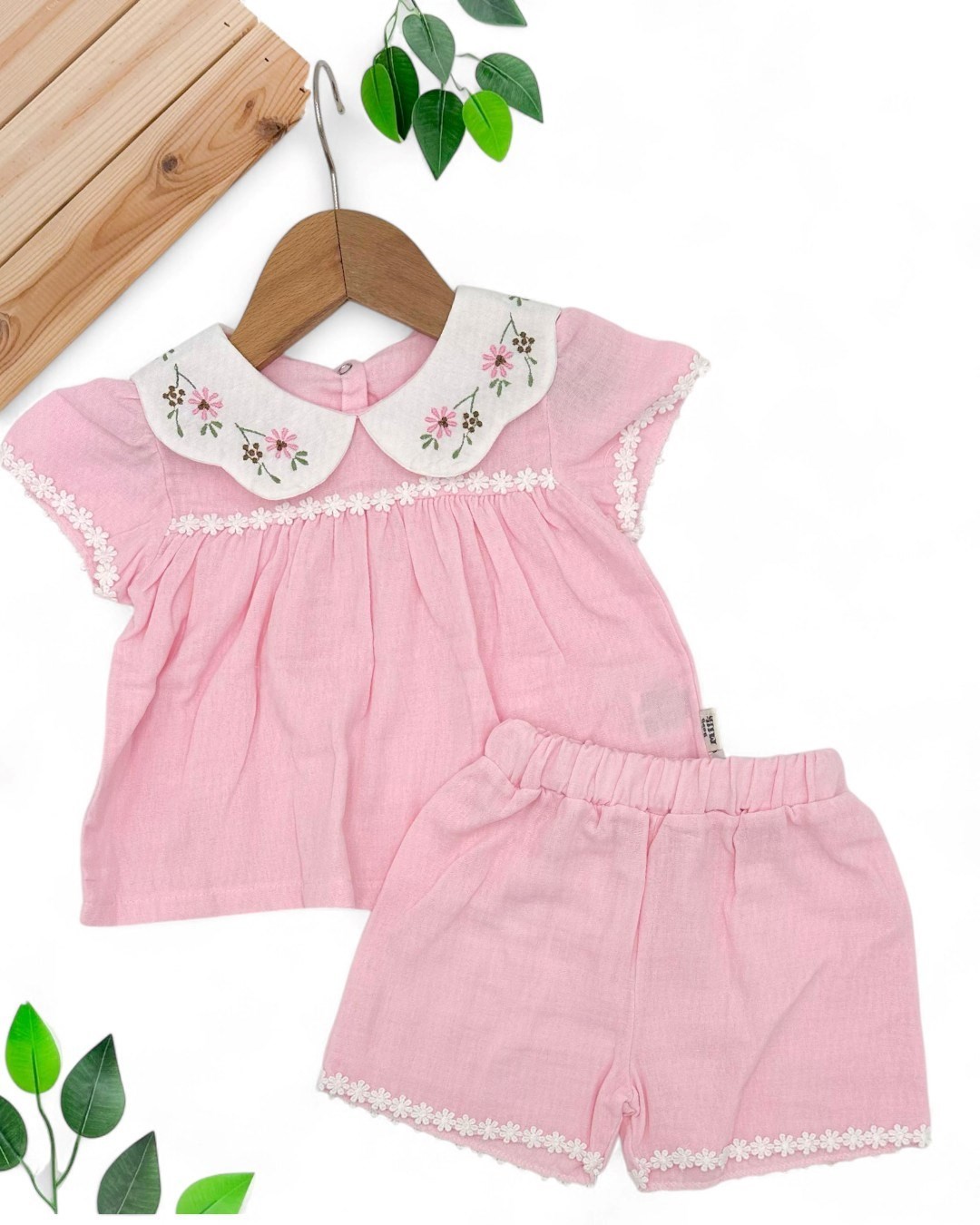 KIZ BEBEK YAZLIK MÜSLİN KUMAŞ FİSTO DETAYLI BEBE YAKALI ŞORTLU ALT ÜST TAKIM R1831 - PEMBE