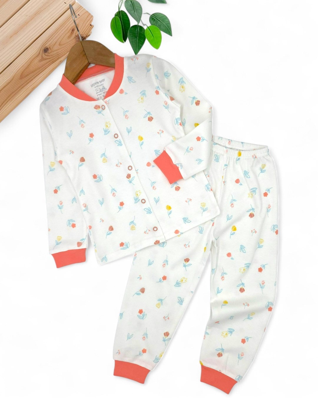 Kız Bebek Çiçekler Baskılı Mevsimlik %100 Pamuklu Çıtçıtlı Gecelik Pijama Takımı l 6-24 Ay R2252