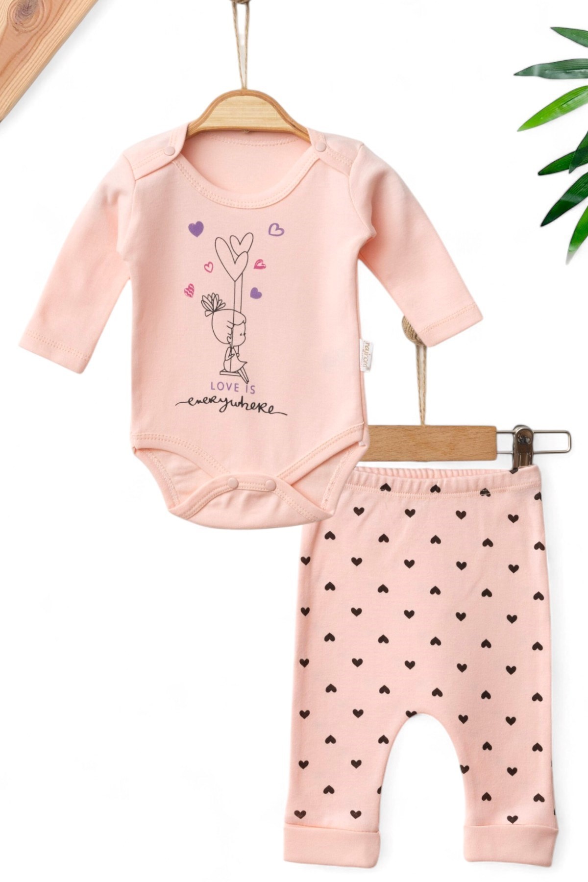 Kız Bebek Yenidoğan Kalp Desenli Çıtçıtlı Badi ve Altlı Natural Pamuk Bebek Takımı 0-9 Ay R851 - SOMON
