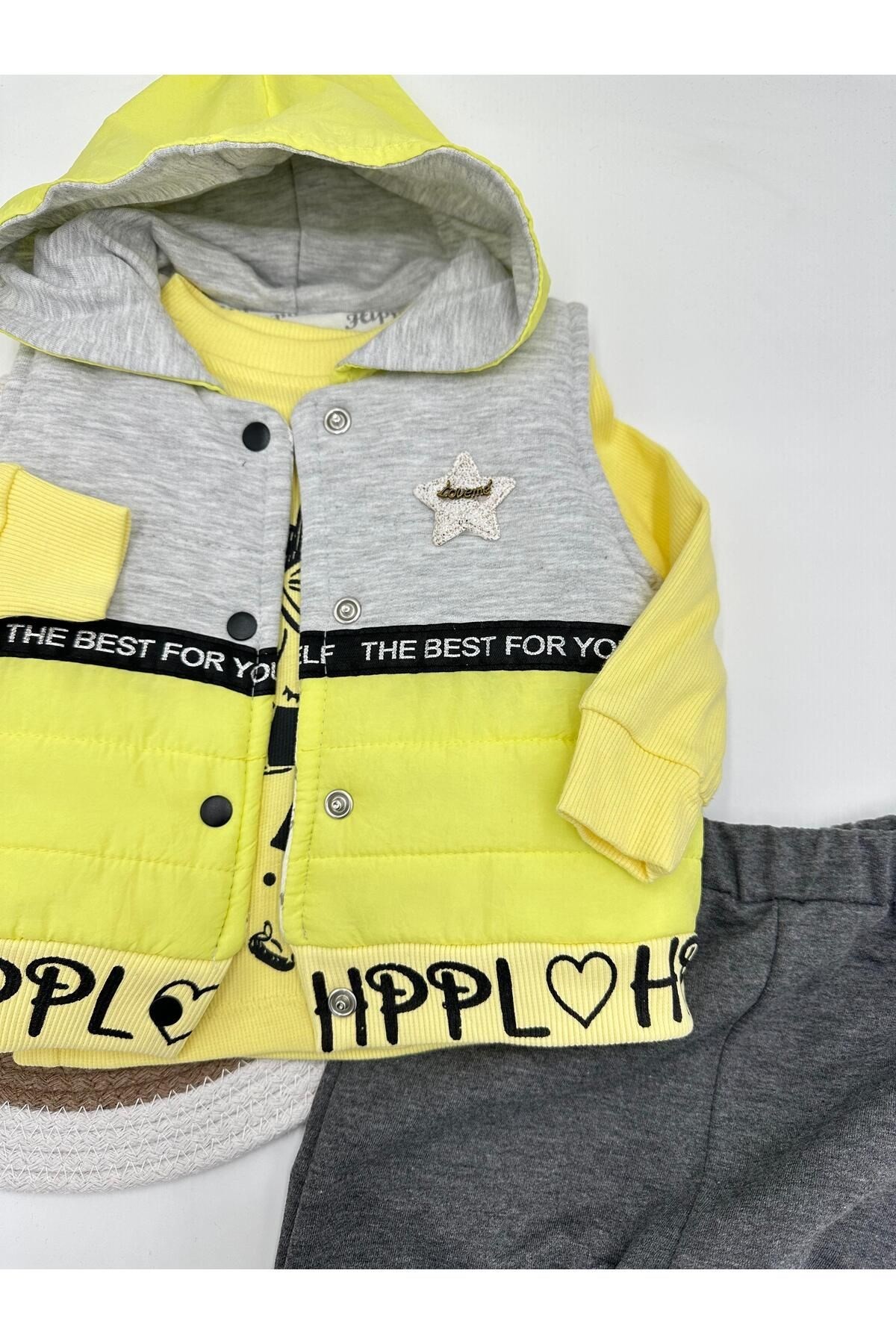 KIZ BEBEK BASKILI 3 PARÇA ŞİŞME ELYAF YELEKLİ KAPÜŞONLU ALT ÜST BEBEK TAKIMI 6-9-12-18 AY R1098