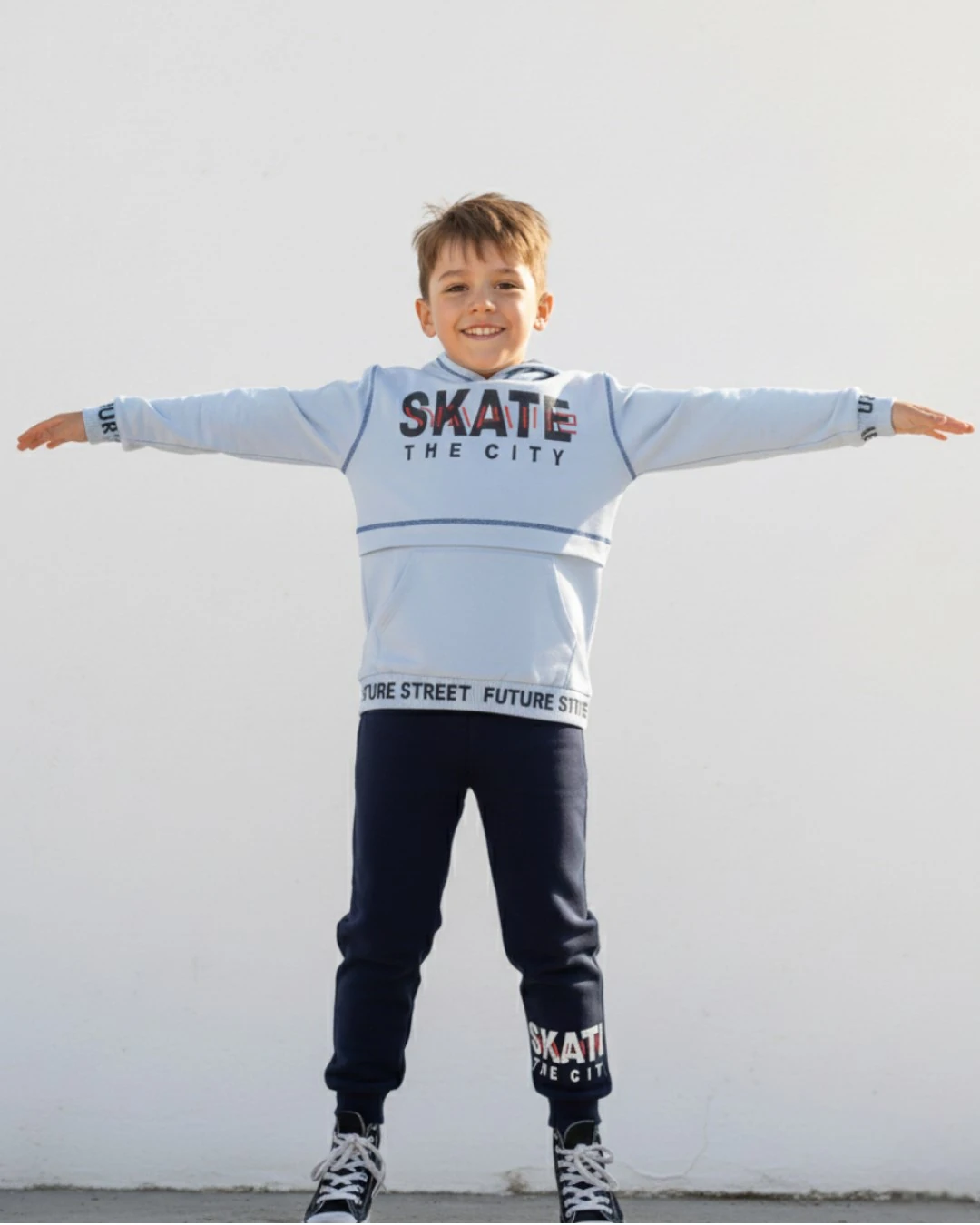 Erkek Çocuk Mevsimlik 2 İplik Kapüşonlı 9-10-11-12-13 Yaş Alt Üst Eşofman Takımı R2409 - MAVİ