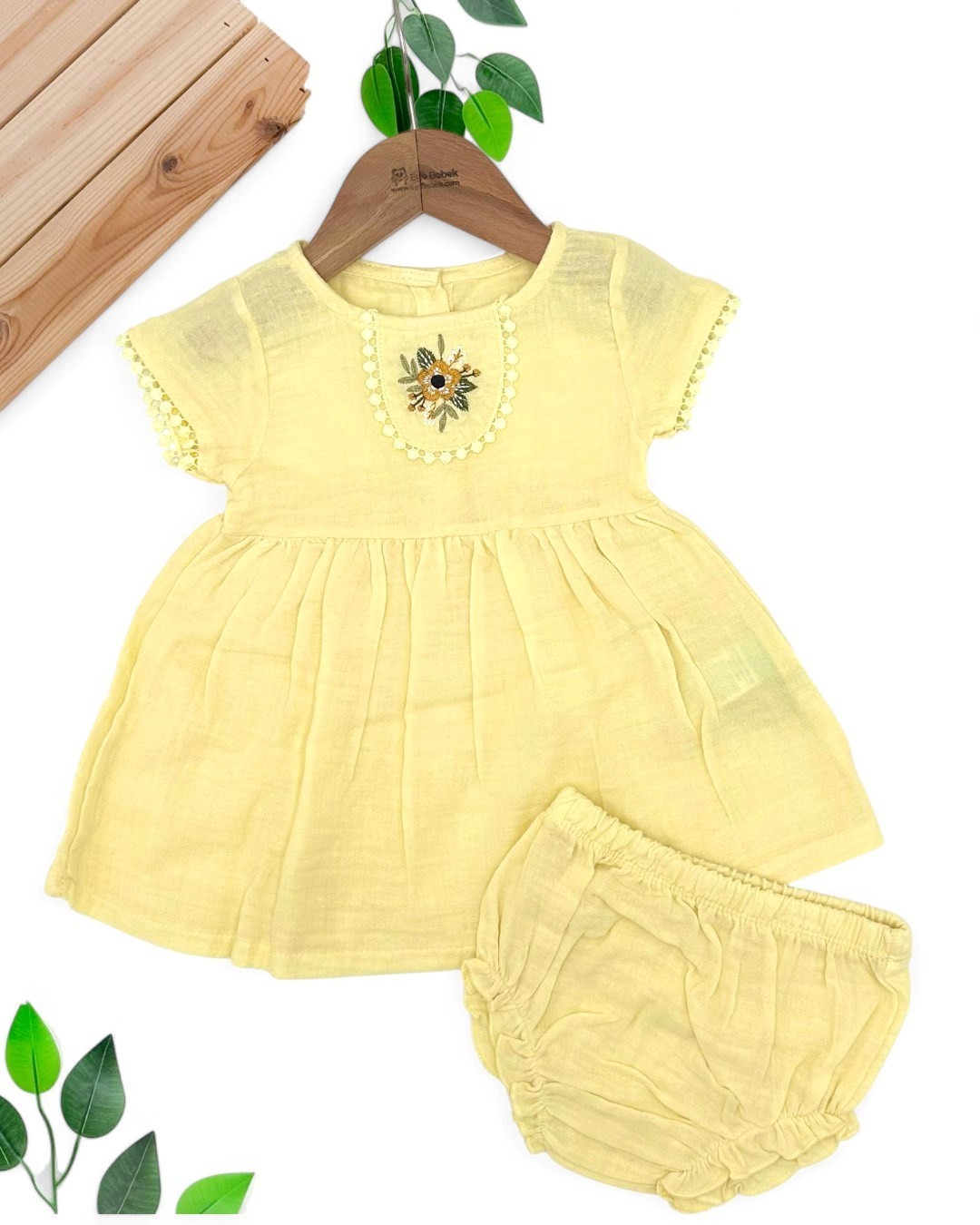 KIZ BEBEK YAZLIK MÜSLİN FİSTO DETAYLI 3-6-12-18-24 AY KÜLOTLU ELBİSE  R1767 - SARI