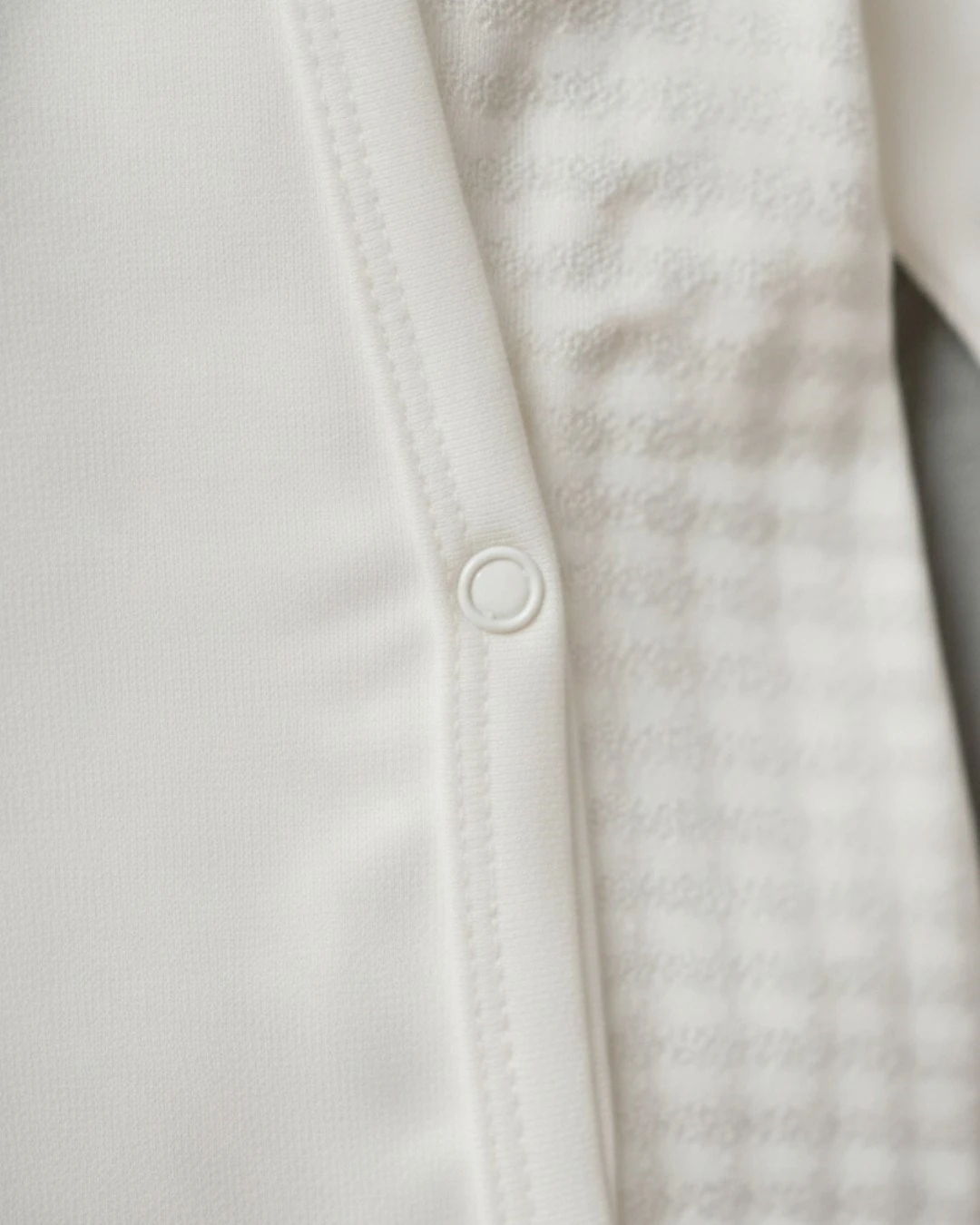 Erkek Bebek Nervüllü, Papyonlu Düz Beyaz 10 Parça Premium Hastane Çıkışı Zıbın Seti R2370