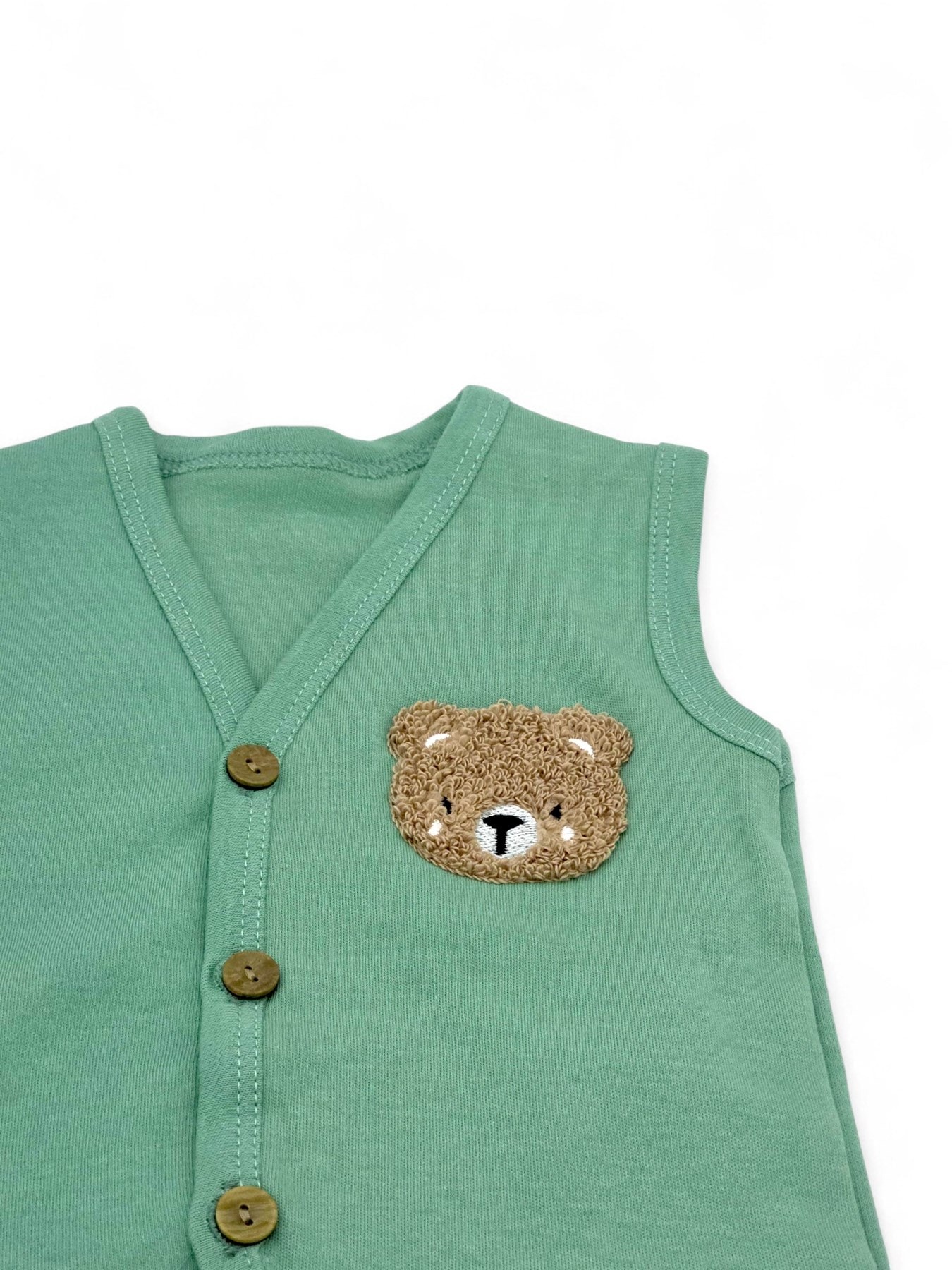 ERKEK BEBEK AYICIK NAKIŞLI DÜĞMELİ MEVSİMLİK PENYE YELEK R1906