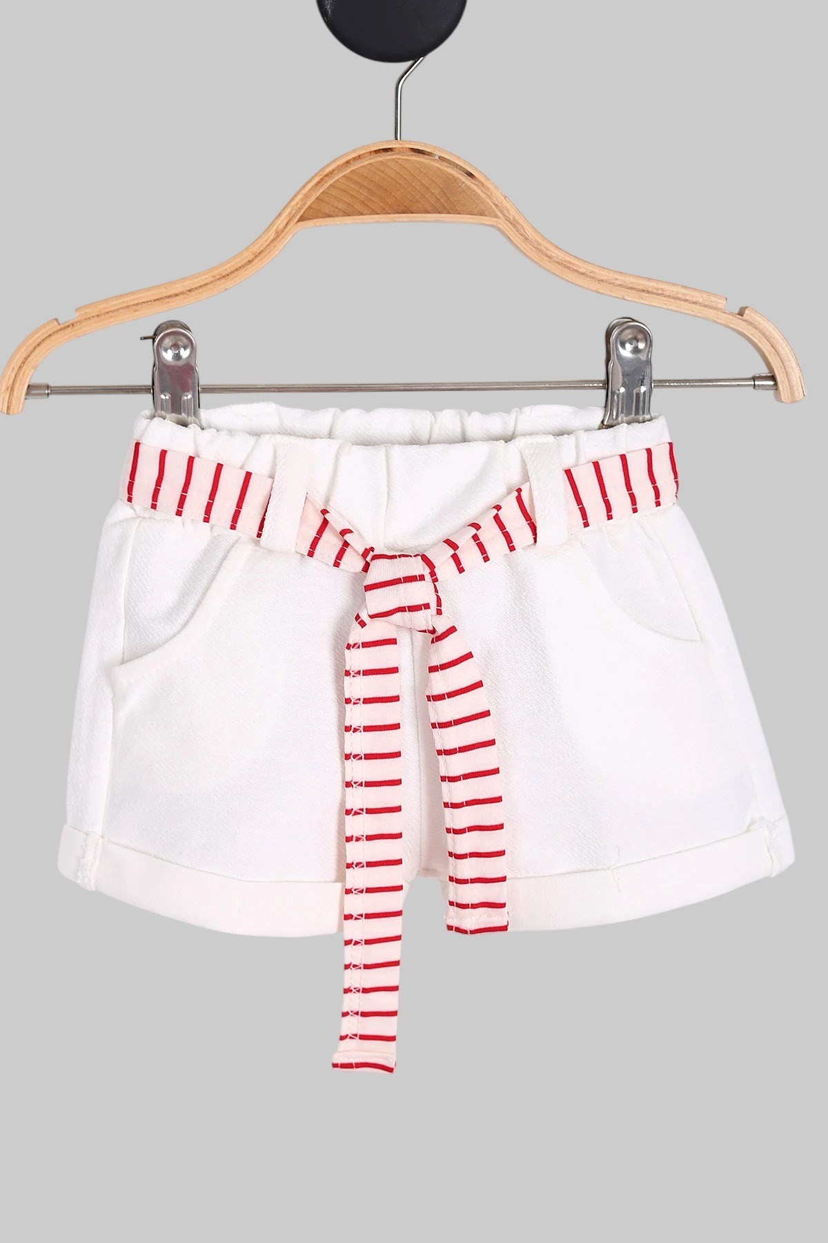 KIZ BEBEK ÇİZGİLİ BLUZLU MÜSLİN ŞORTLU KEMERLİ ŞIK BAYRAMLIK 6-9-12-18-24 AY BEBEK TAKIMI R1688