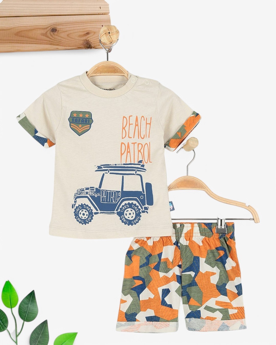 ERKEK BEBEK KAMUFLAJ ŞORTLU ARABA BASKILI YAZLIK 6-9-12-18-24 AY BEBEK TAKIMI R1695 - KREM