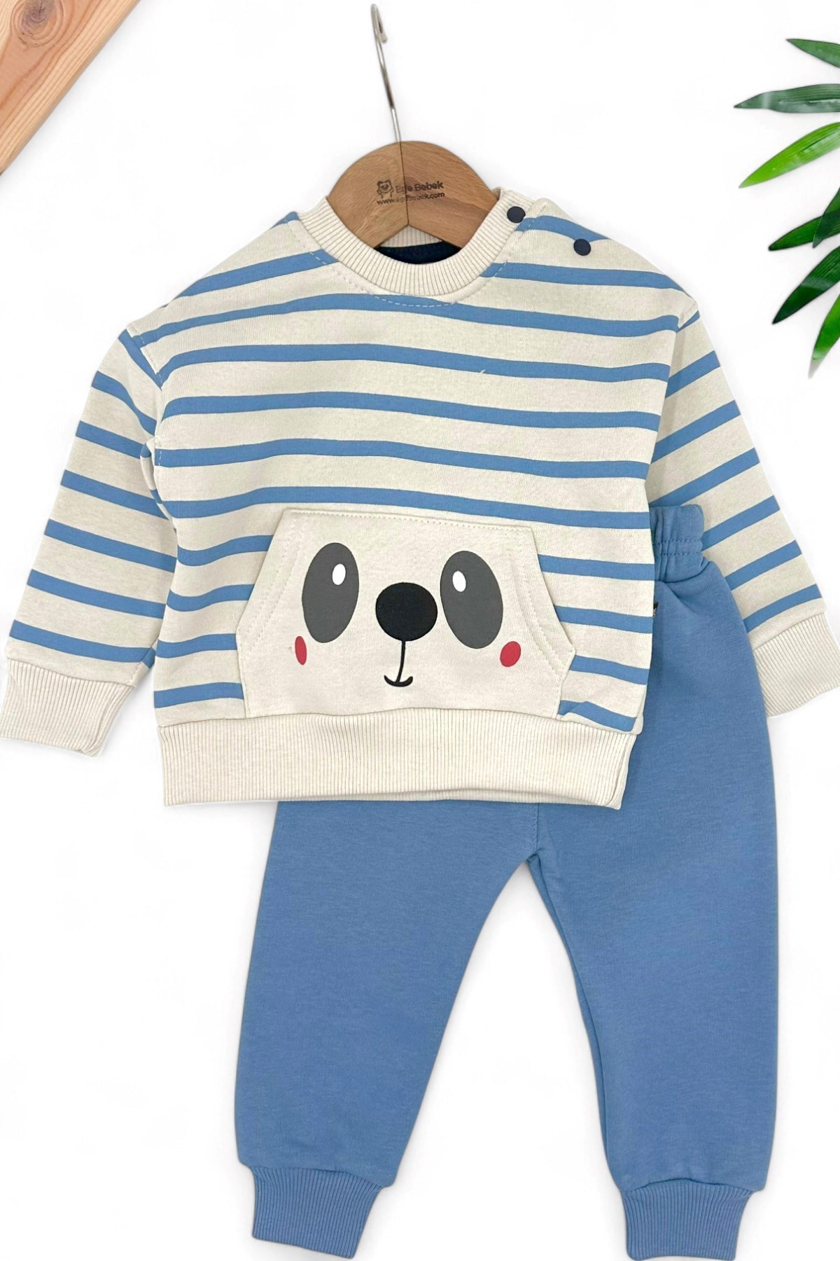 ERKEK ÇOCUK ÇİZGİLİ SEVİMLİ PANDA BASKILI KIŞLIK 3 İP ŞARDONLU POLARLI BEBEK TAKIMI R1455 - MAVİ