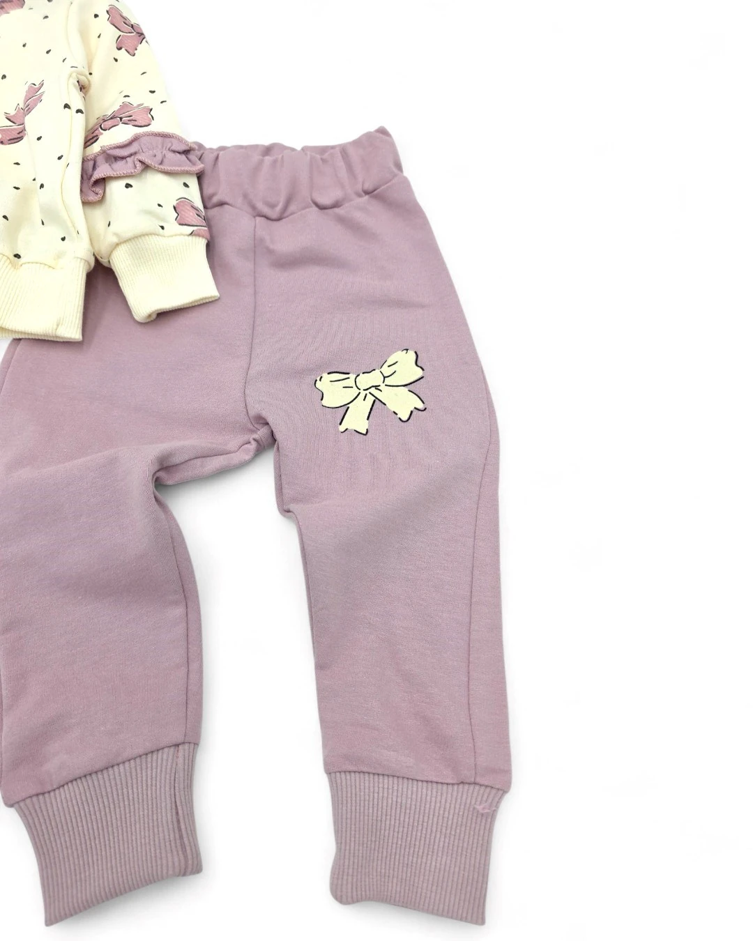 Kız Bebek Fiyonk Baskılı Mevsimlik 2’li Takım – Fiyonklu Fırfırlı Uzun Kollu Üst ve Fitilli Tayt – R1994