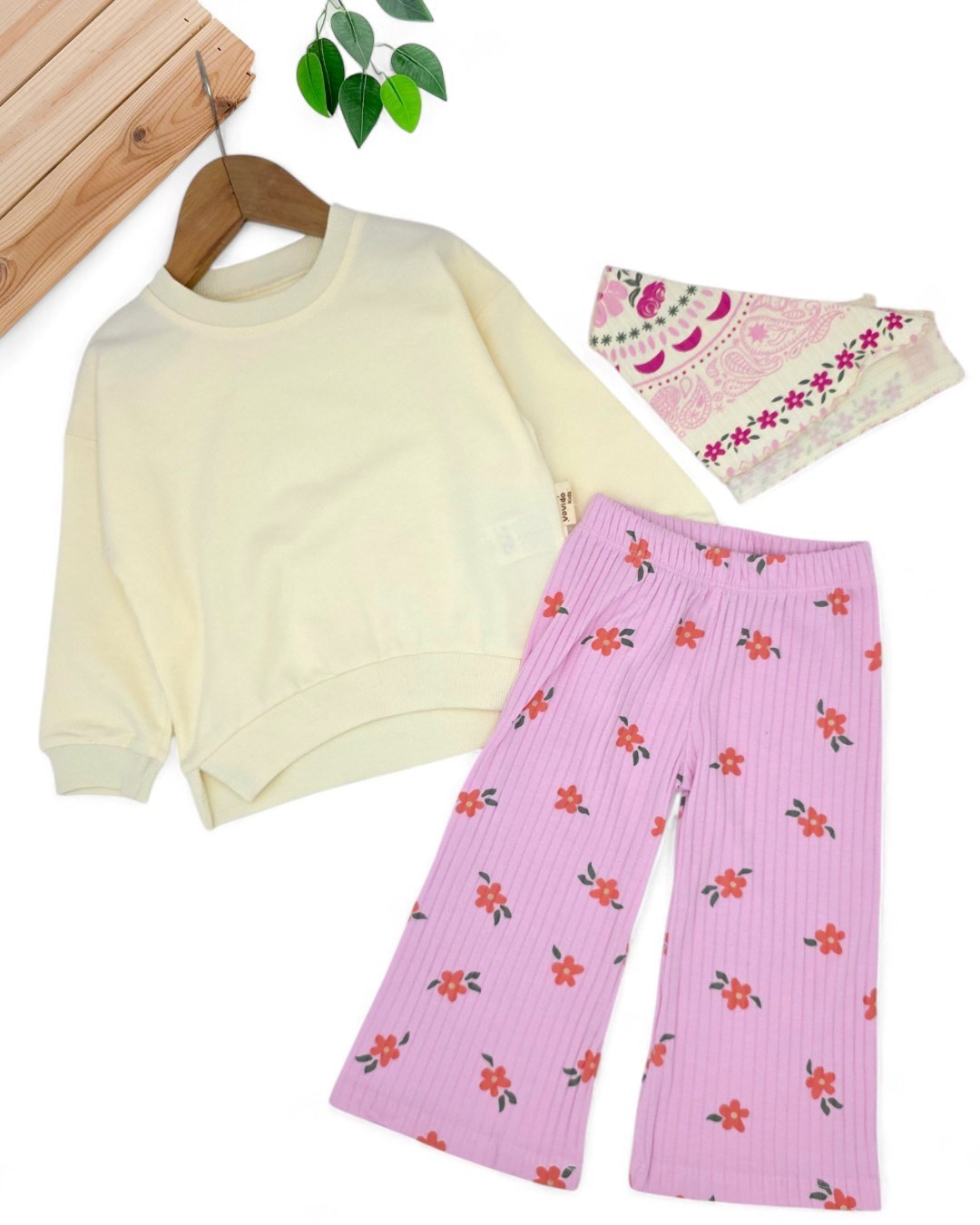 Kız Çocuk Etnik Desen Fularlı, Bol Paça Pantalonlu 3 Parça Şık Mevsimlik Alt Üst Takım R2067 - PEMBE