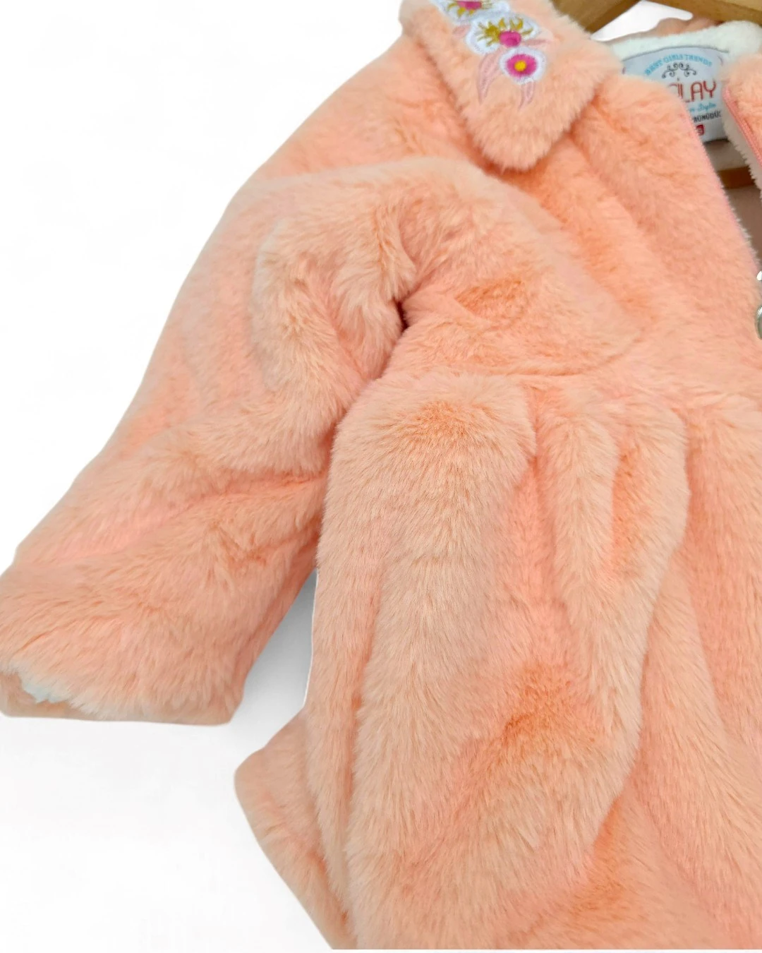 Kız Çocuk 2-3-4-5-6-7 Yaş Yakası Çiçek Nakışlı Peluş Mont R2243