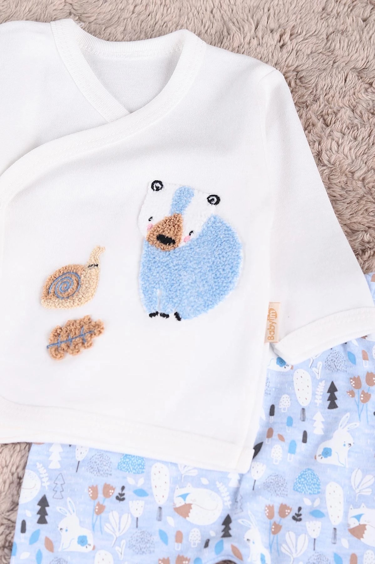 ORGANİK ERKEK KOALA NAKIŞLI  BEBEK MEVSİMLİK 5 PARÇA HASTANE ÇIKIŞI ZIBIN SETİ 0-3 AY KULAKLI BEBEK TAKIMI R1513