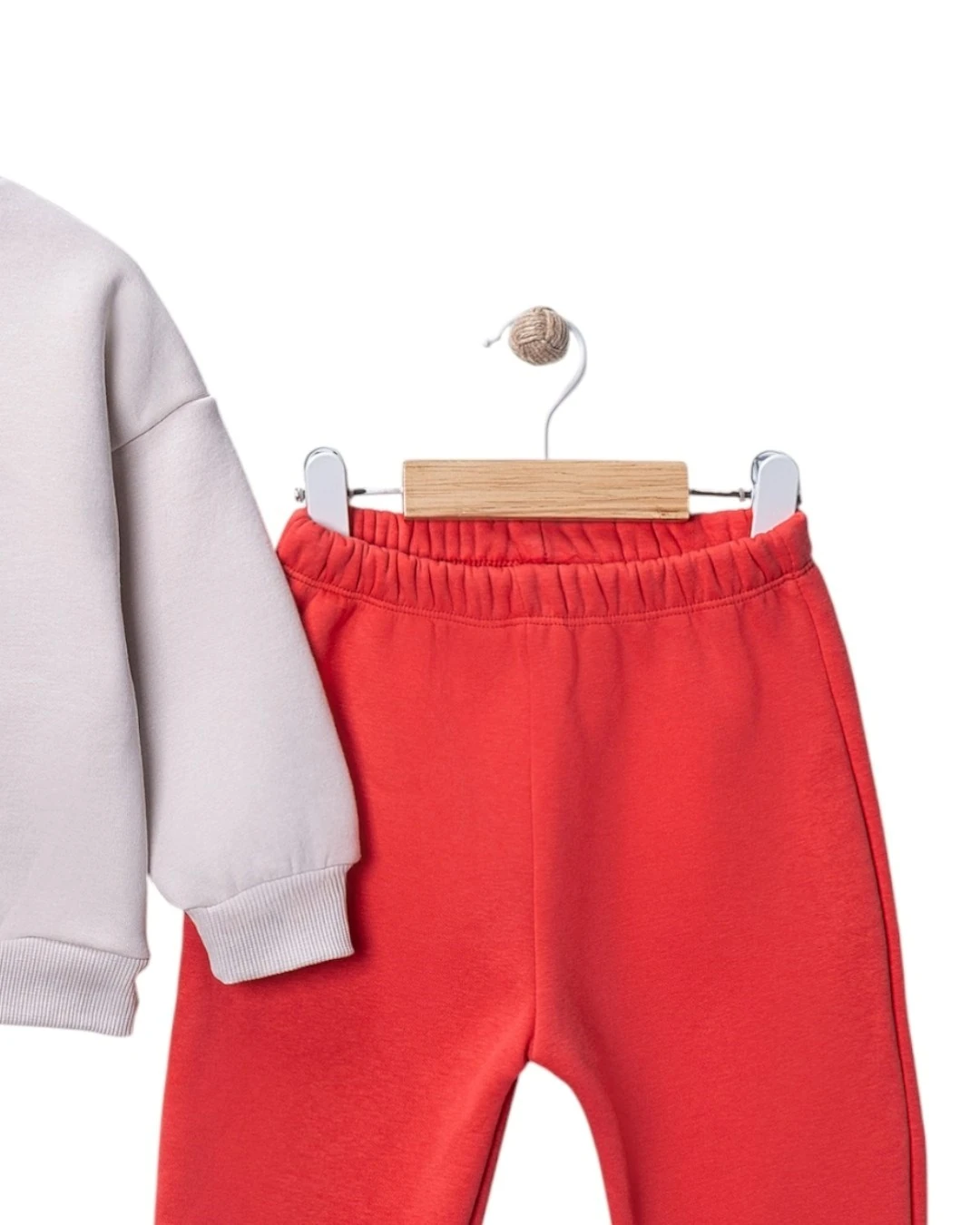 Kız Çocuk 1-2-3-4 Yaş Kışlık 3 İp Şardonlu, Çiçek Detaylı Alt Üst Eşofman Takımı R2341