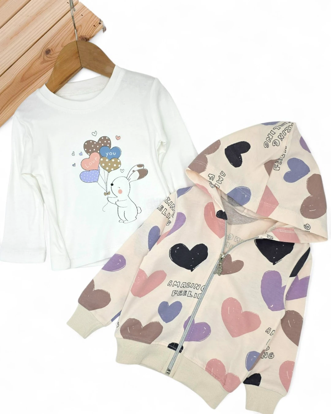 Kalp Desenli Kapüşonlu Hırkalı Kız Bebek Eşofman Takımı 3’lü Set 6-9-12-18-24 Ay l %100 Pamuk R2340