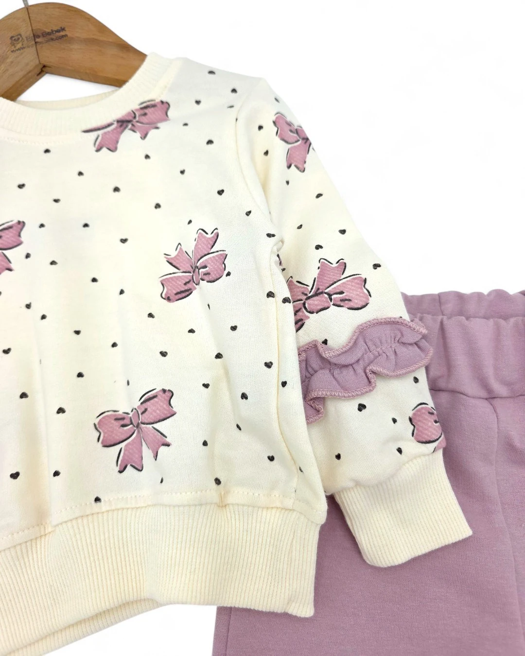 Kız Bebek Fiyonk Baskılı Mevsimlik 2’li Takım – Fiyonklu Fırfırlı Uzun Kollu Üst ve Fitilli Tayt – R1994