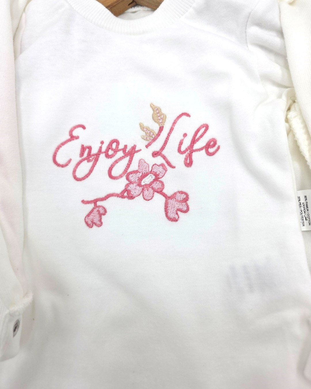 Pembe Çiçek Detaylı 3 Parça Kadife Bebek Takımı | 0-9 Ay Kız Bebek Kadife  Hırka Ve Pantolonlu Seti R2211