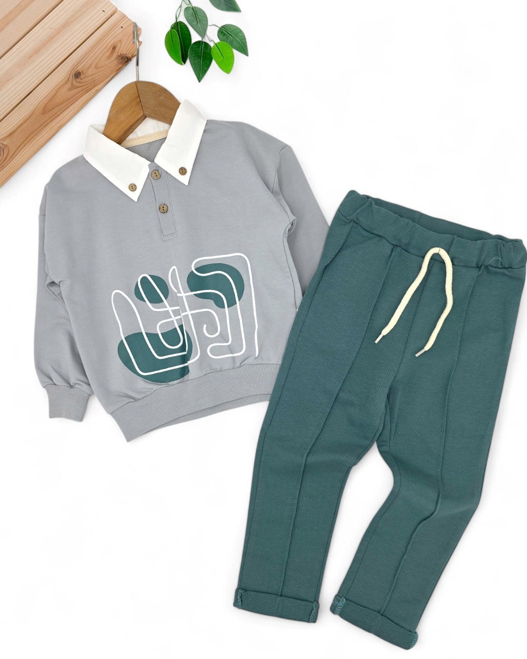 Erkek Çocuk Yakalı Sweatshirt ve Çimalı Pantalonlu Şık 2-3-4-5-6 Yaş Çocuk Takımı R2085