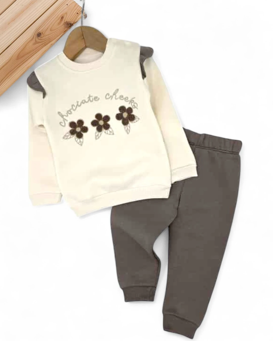 Kız Bebek Papatya Nakışlı, Fırfırlı, 3 İp Şardonlu Kışlık 6-9-12-18-24 Ay Şık Eşofman Takımı R2352