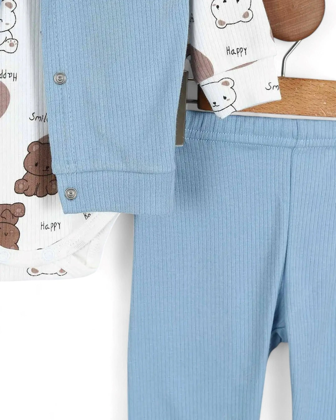 Erkek Bebek Mevsimlik Yeni Doğan 3-6-9-12 Ay Fitilli Yelekli Ayıcık Nakışlı 3 Parça Şık Bebek Takımı R2154