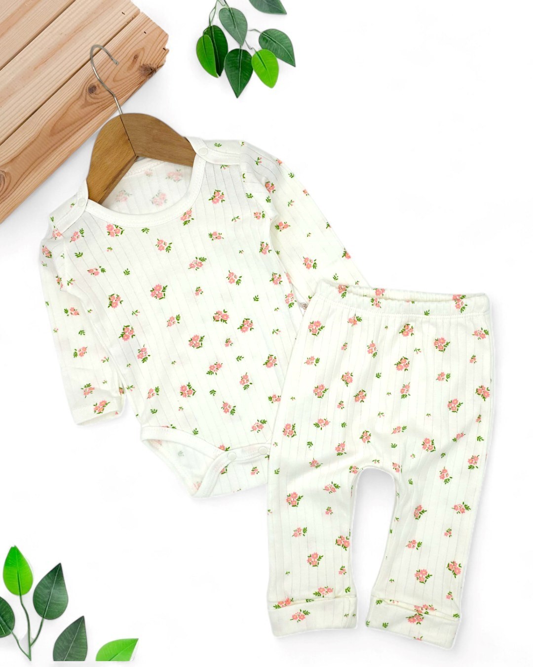 Kız Bebek Yenidoğan Çiçek Desenli Fitilli Çıtçıtlı Badi ve Altlı Natural Pamuk Bebek Takımı 0-9 Ay R825 - BEYAZ