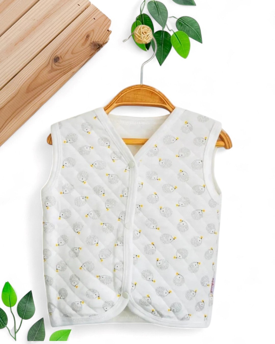 YENİ DOĞAN BEBEK 0-3-6-9-12 AY KİRPİ DETAYLI YELEK R1897