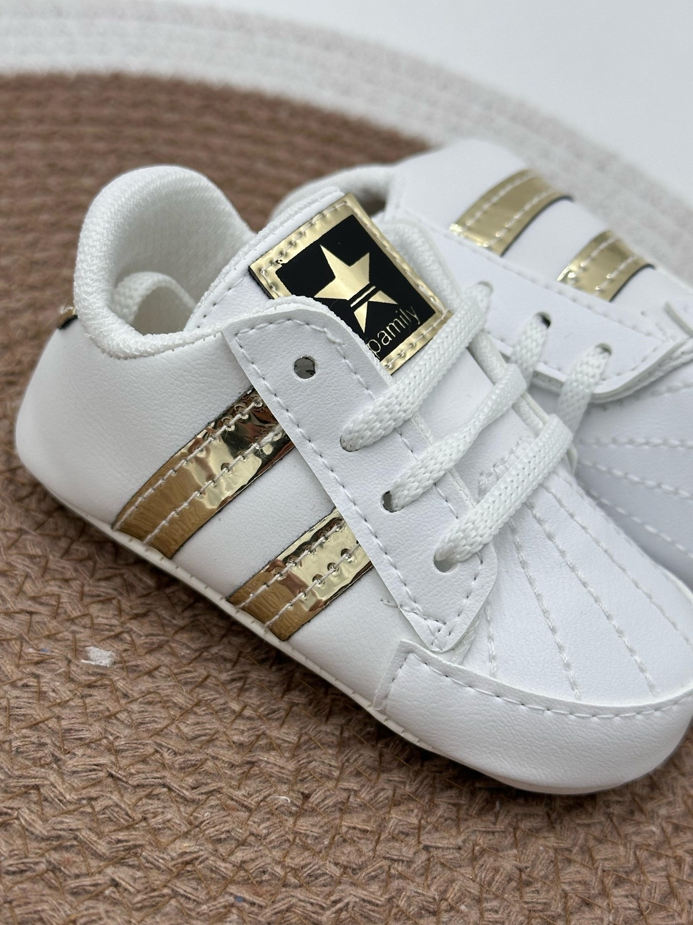 BEBEK ŞİRİN CONVERSE BEBEK PANDUF, EV AYAKKABISI 18-19 NUMARA  PF1