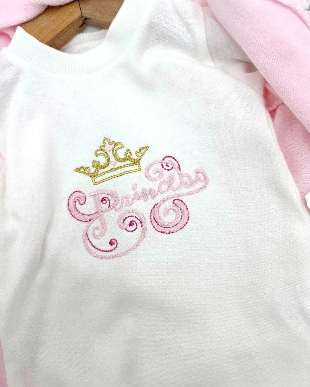 3-12 Ay Kız  Bebek Kışlık Kadife 3'lü Takım - Kapüşonlu Hırka, Çıtçıtlı Body ve Pantolonlu  R2212