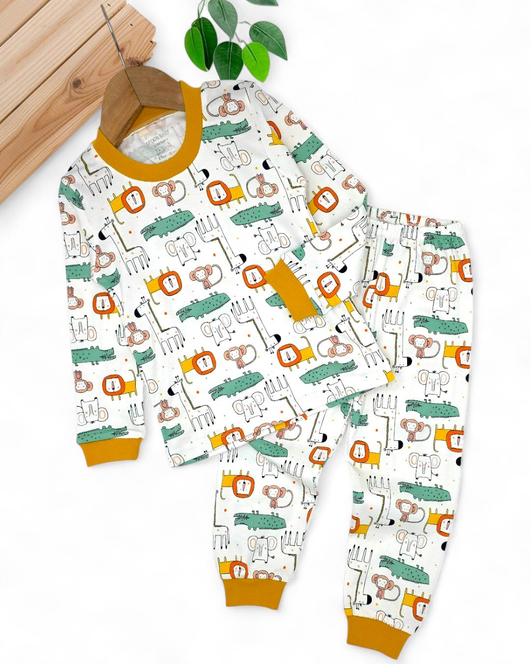 Erkek Bebek Hayvanlar Baskılı Mevsimlik %100 Pamuklu Bisiklet Yakalı Gecelik Pijama Takımı 0-6 Yaş R2253