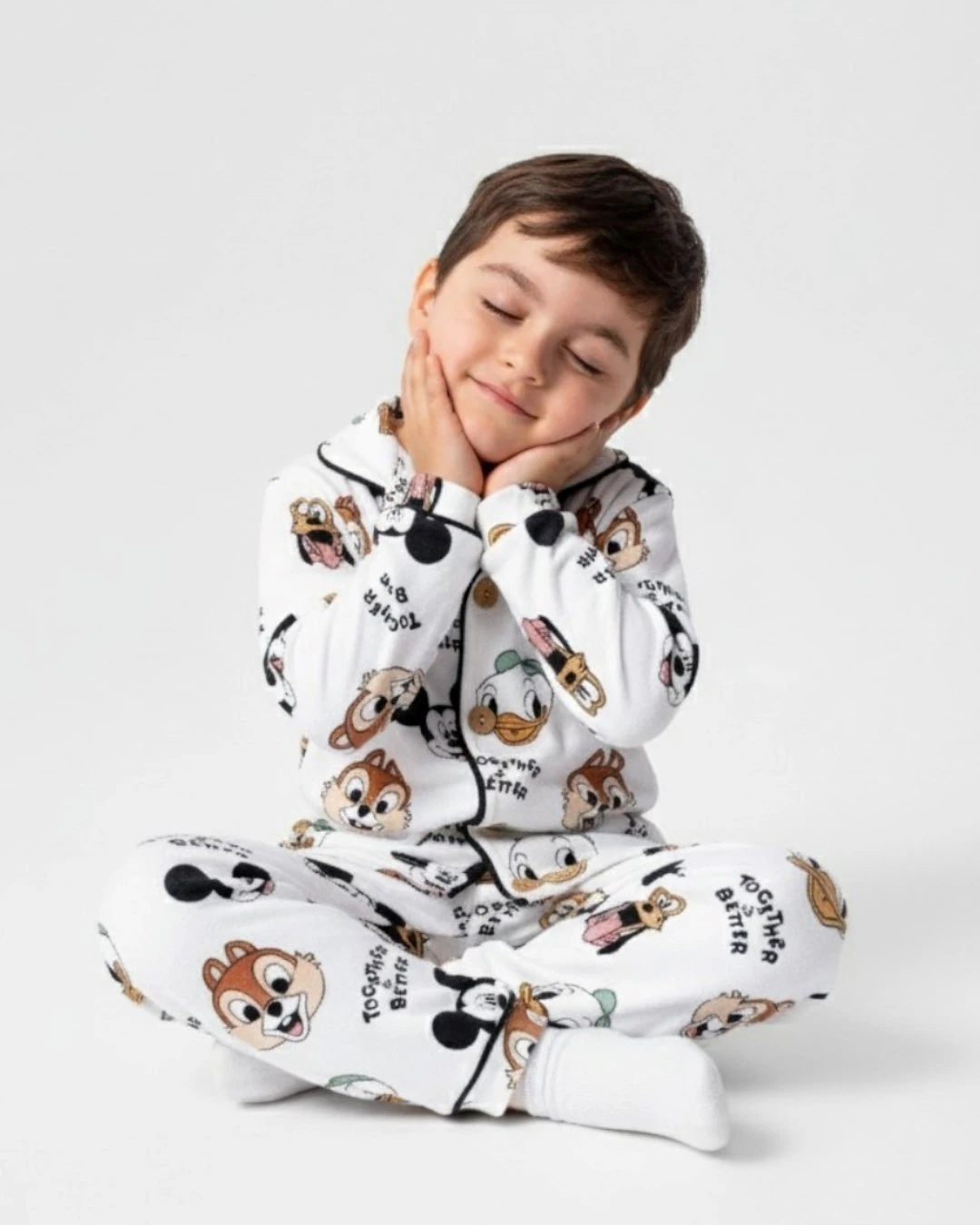 Erkek Çocuk Karışık Çizgi Film Karakteri Baskılı Kruvaze Yakalı Mevsimlik Gecelik Pijama Takımı R2178