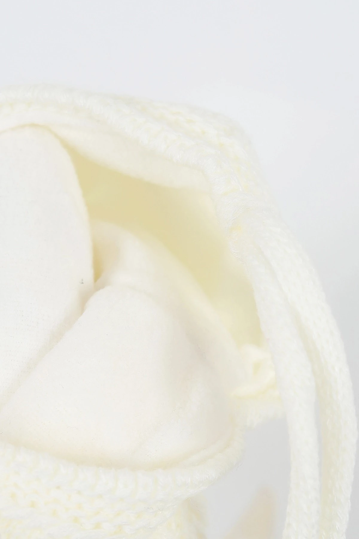 Kız Bebek 0-18 Aylık İçi Polarlı Triko Bere / 0-18 Ay için Uygundur. BR22