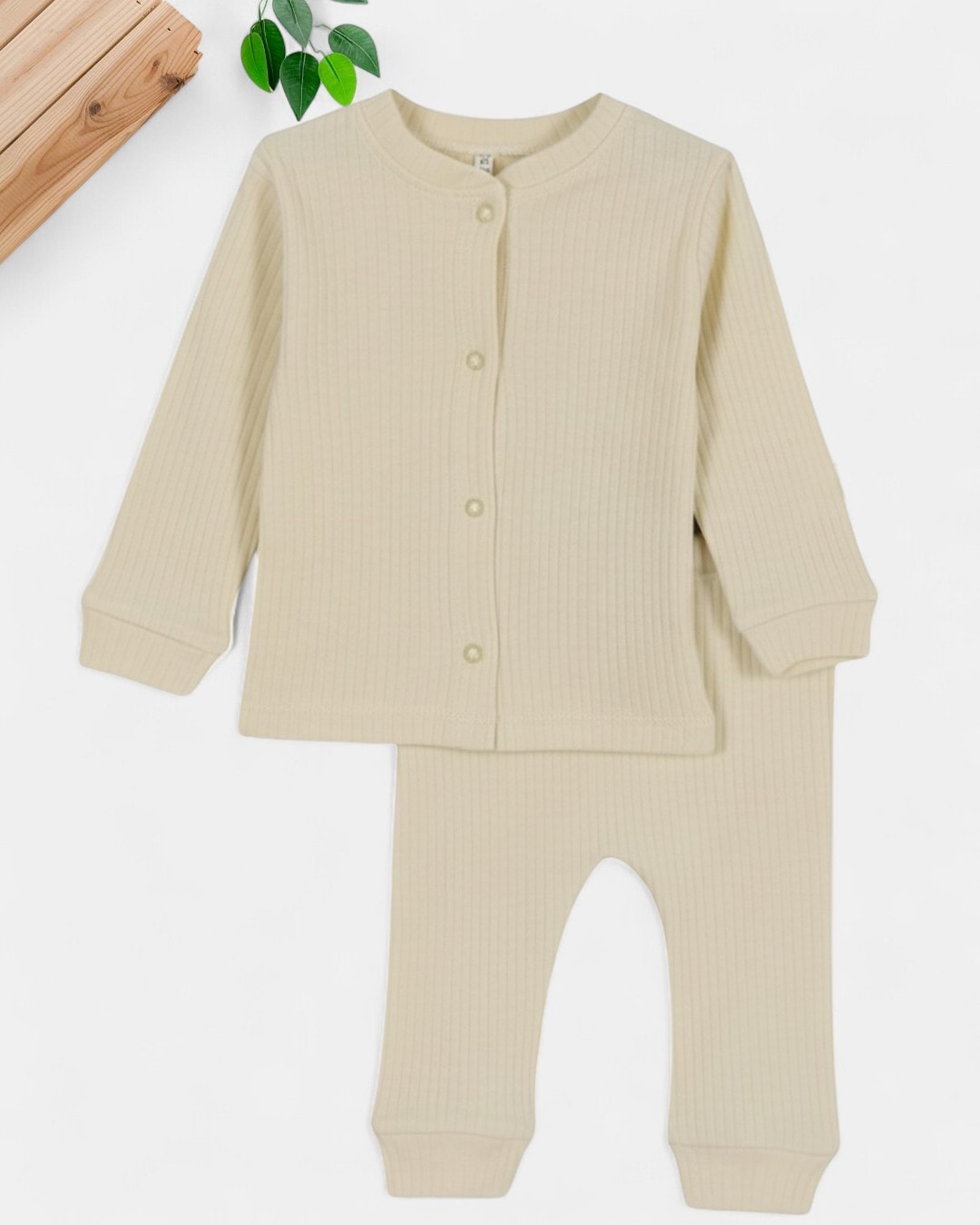Krem Renk Kız ve Erkek Bebekler İçin Fitilli Çıtçıtlı Mevsimlik 3-6-9-12 Ay Pijama Takımı R1052